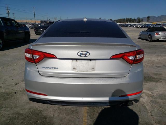 Photo 5 VIN: 5NPE24AF5HH533213 - HYUNDAI SONATA SE 