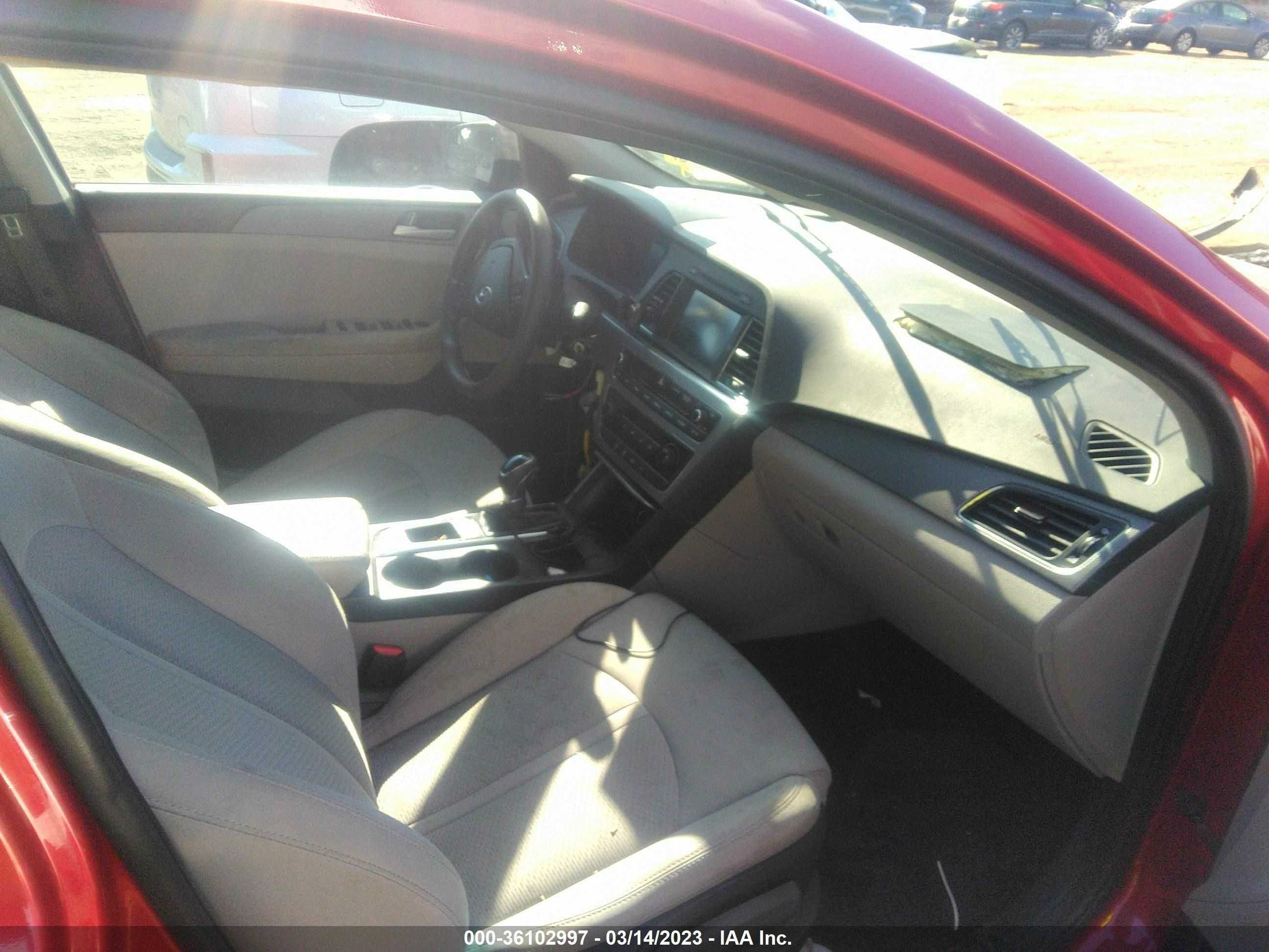 Photo 4 VIN: 5NPE24AF5HH538959 - HYUNDAI SONATA 