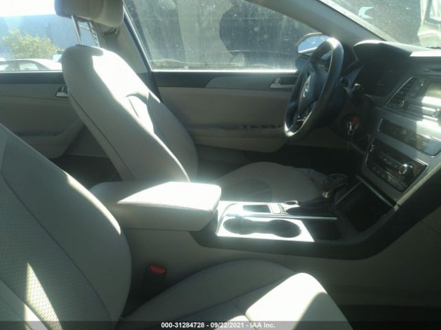 Photo 4 VIN: 5NPE24AF5HH552232 - HYUNDAI SONATA 