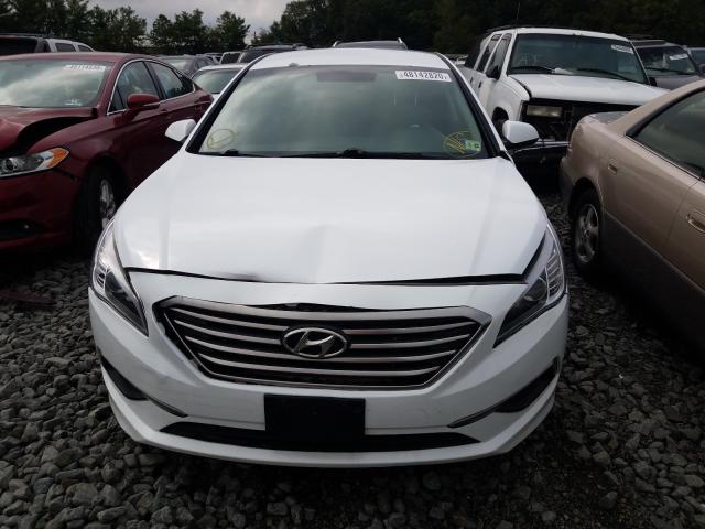 Photo 8 VIN: 5NPE24AF5HH554868 - HYUNDAI SONATA SE 