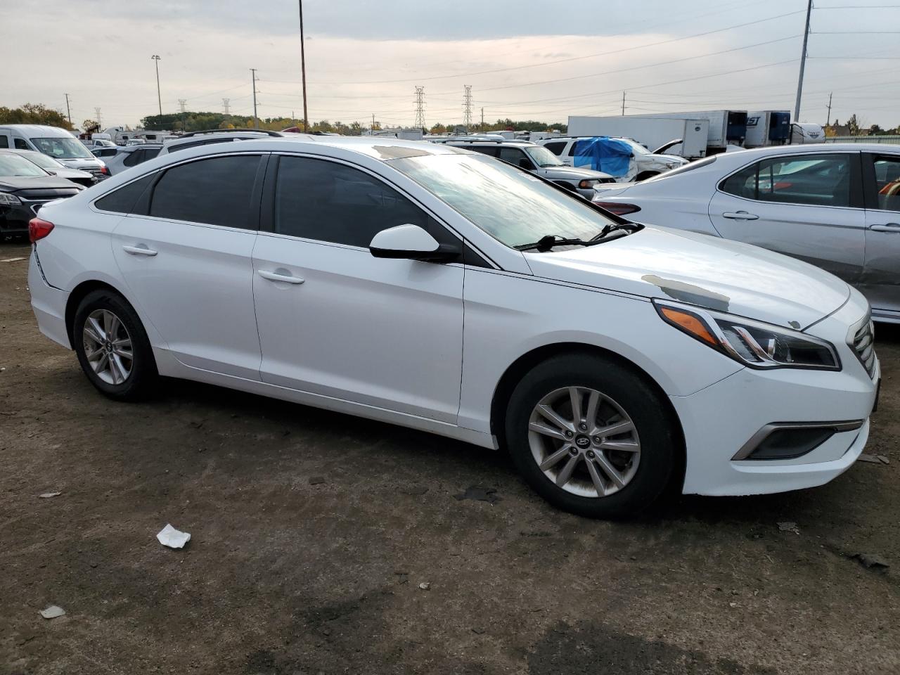 Photo 3 VIN: 5NPE24AF5HH561092 - HYUNDAI SONATA 