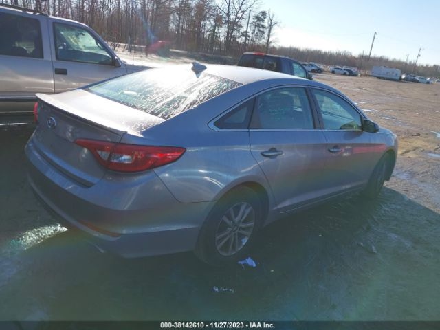 Photo 3 VIN: 5NPE24AF5HH568513 - HYUNDAI SONATA 