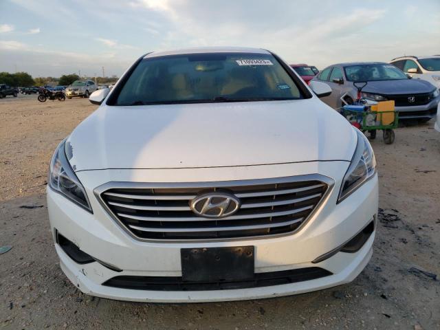 Photo 4 VIN: 5NPE24AF5HH575719 - HYUNDAI SONATA SE 