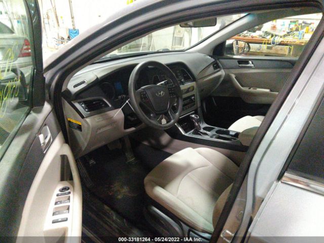 Photo 4 VIN: 5NPE24AF5HH578457 - HYUNDAI SONATA 