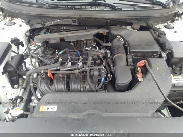 Photo 9 VIN: 5NPE24AF5HH582105 - HYUNDAI SONATA 