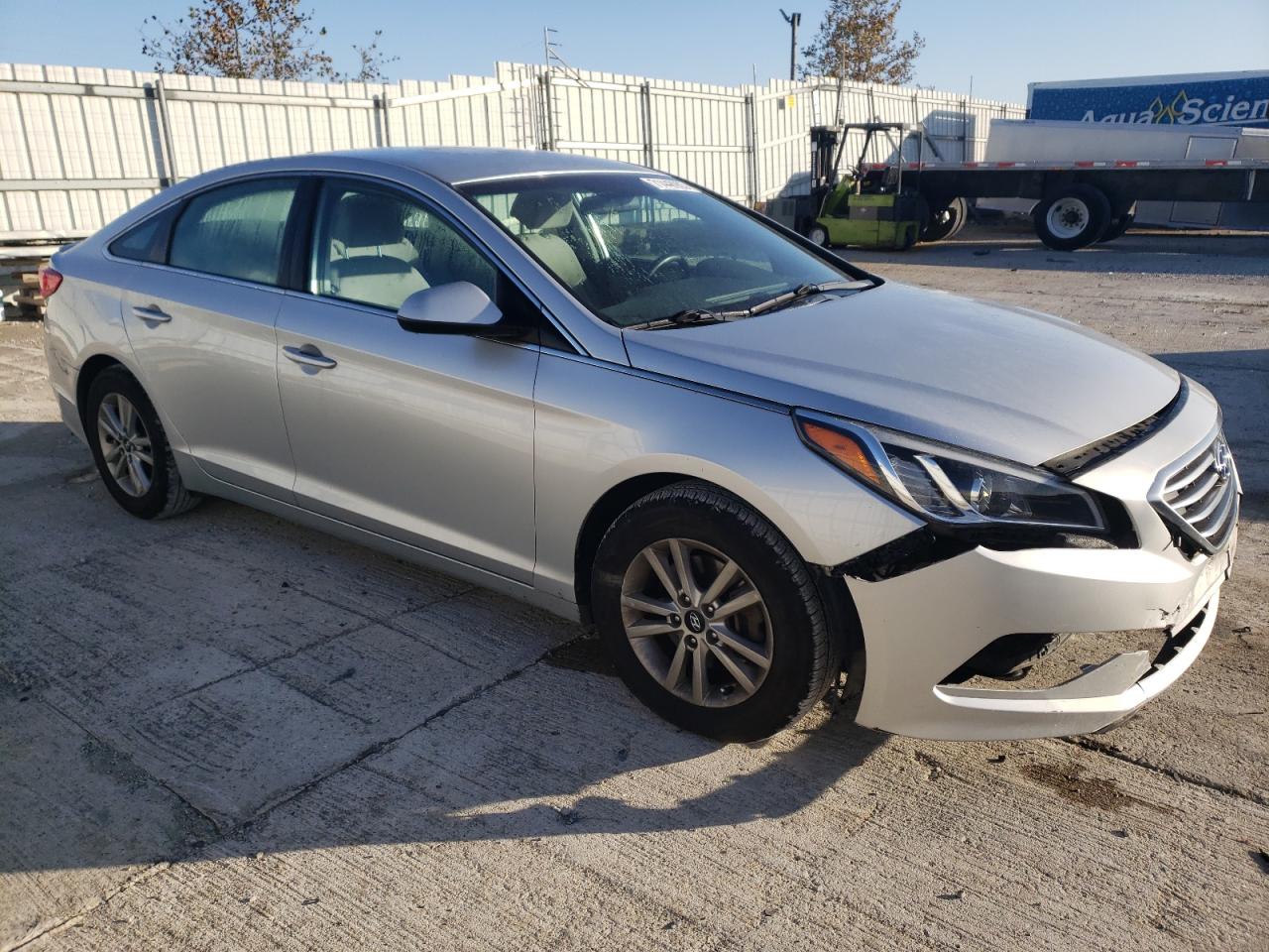 Photo 3 VIN: 5NPE24AF5HH585649 - HYUNDAI SONATA 