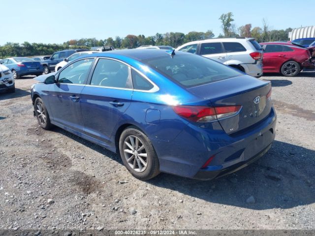 Photo 2 VIN: 5NPE24AF5JH599329 - HYUNDAI SONATA 