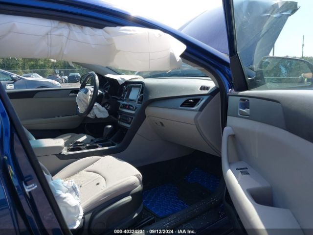 Photo 4 VIN: 5NPE24AF5JH599329 - HYUNDAI SONATA 