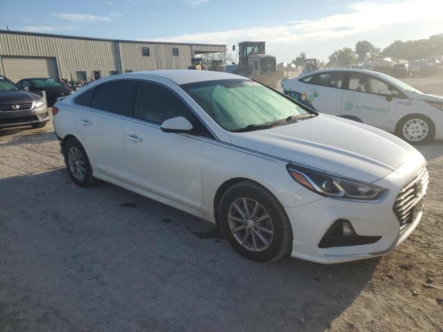 Photo 3 VIN: 5NPE24AF5JH603332 - HYUNDAI SONATA SE 