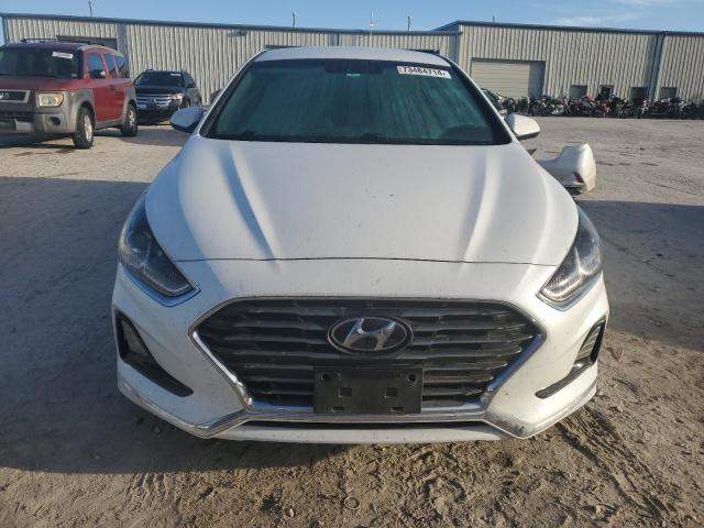 Photo 4 VIN: 5NPE24AF5JH603332 - HYUNDAI SONATA SE 