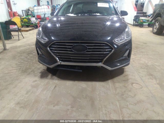 Photo 5 VIN: 5NPE24AF5JH607140 - HYUNDAI SONATA 