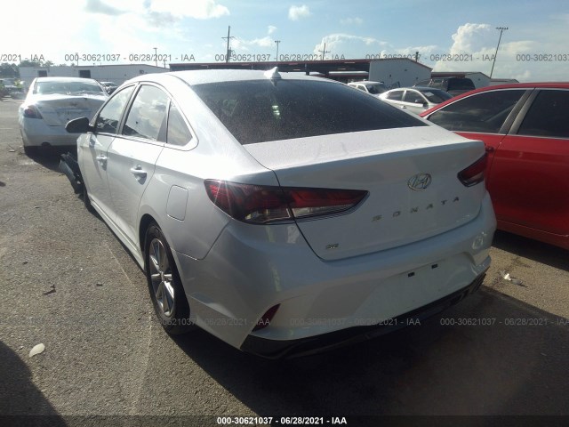 Photo 2 VIN: 5NPE24AF5JH621961 - HYUNDAI SONATA 