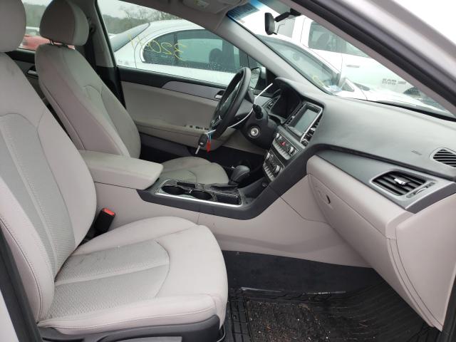 Photo 4 VIN: 5NPE24AF5JH632281 - HYUNDAI SONATA SE 