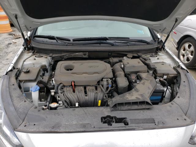 Photo 6 VIN: 5NPE24AF5JH632281 - HYUNDAI SONATA SE 