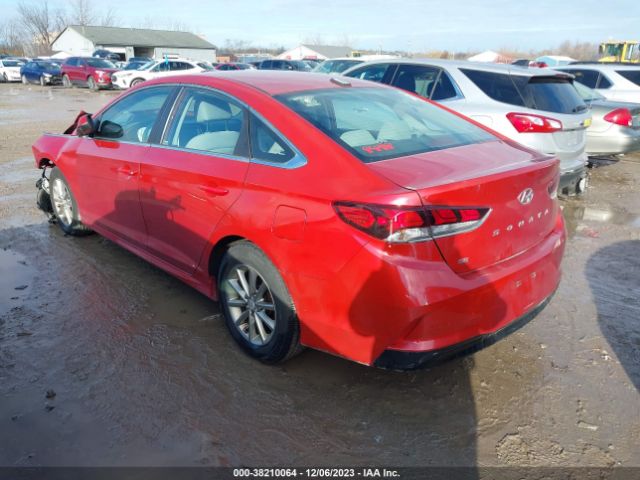 Photo 2 VIN: 5NPE24AF5JH642972 - HYUNDAI SONATA 