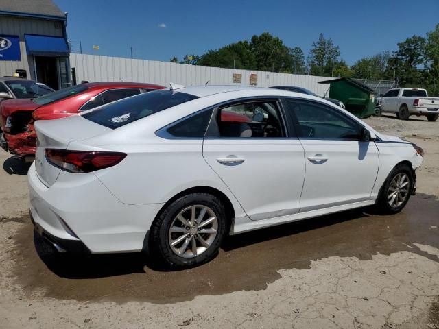 Photo 2 VIN: 5NPE24AF5JH674031 - HYUNDAI SONATA SE 