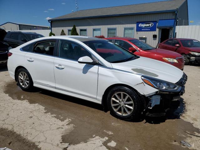 Photo 3 VIN: 5NPE24AF5JH674031 - HYUNDAI SONATA SE 