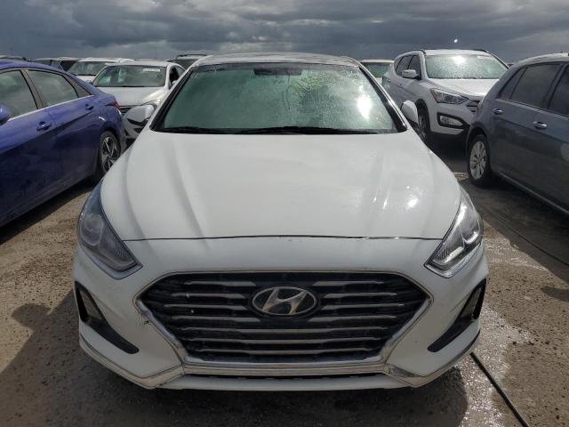 Photo 4 VIN: 5NPE24AF5JH674515 - HYUNDAI SONATA SE 