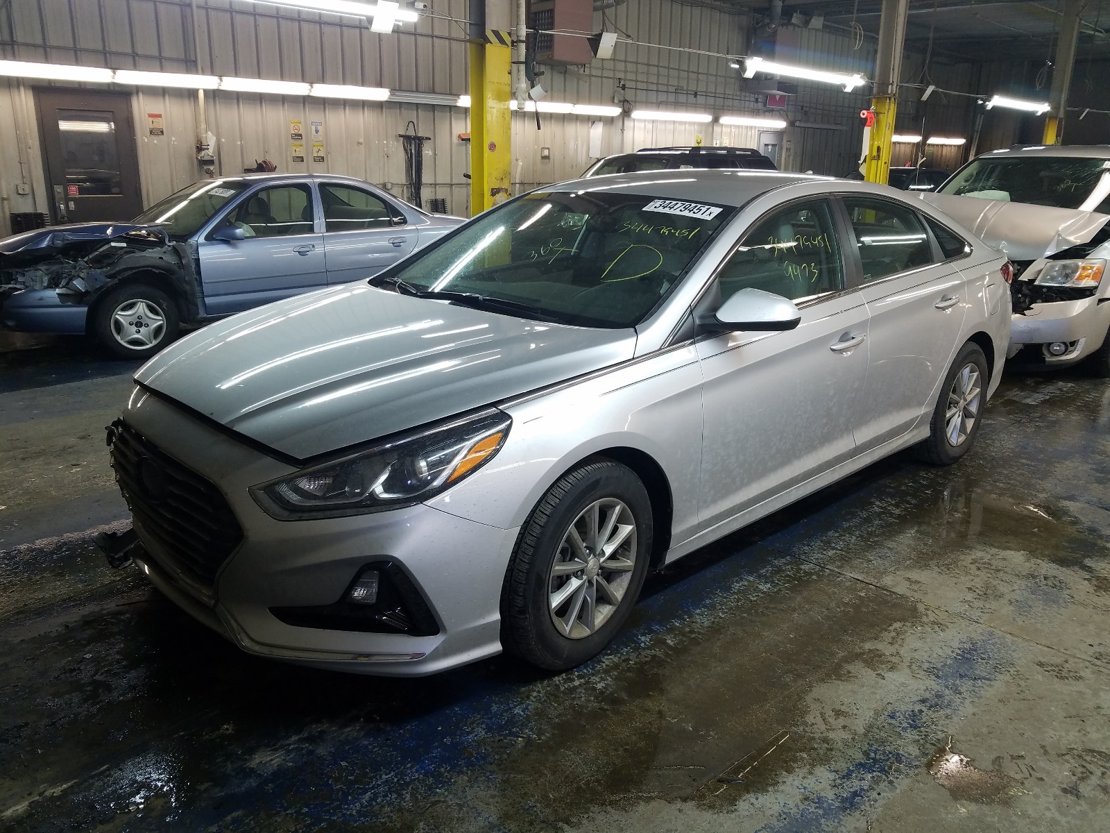 Photo 1 VIN: 5NPE24AF5JH685899 - HYUNDAI SONATA SE 