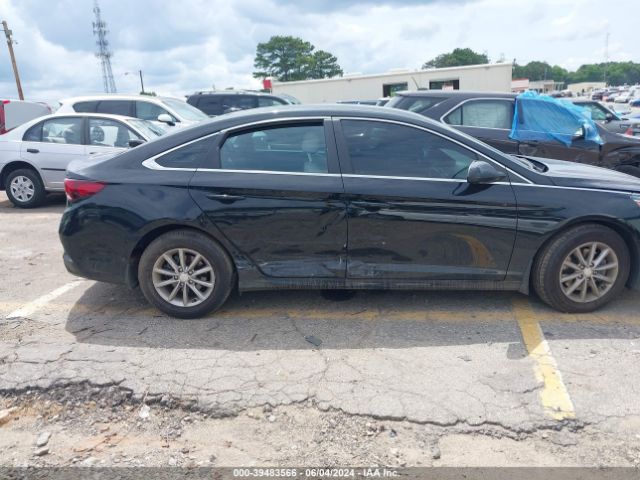 Photo 5 VIN: 5NPE24AF5JH696594 - HYUNDAI SONATA 