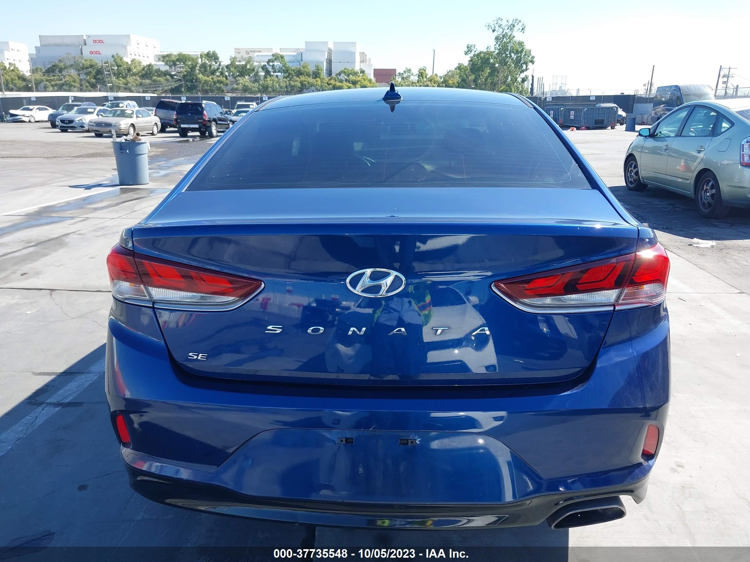 Photo 15 VIN: 5NPE24AF5JH698104 - HYUNDAI SONATA 