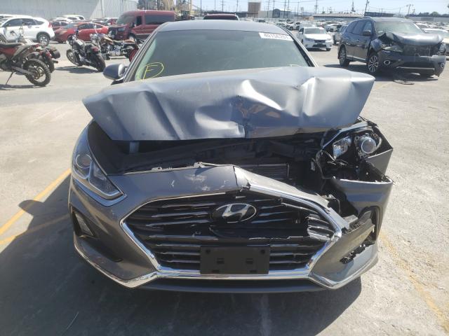 Photo 8 VIN: 5NPE24AF5JH702085 - HYUNDAI SONATA 