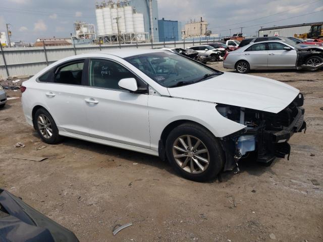 Photo 3 VIN: 5NPE24AF5JH705102 - HYUNDAI SONATA 