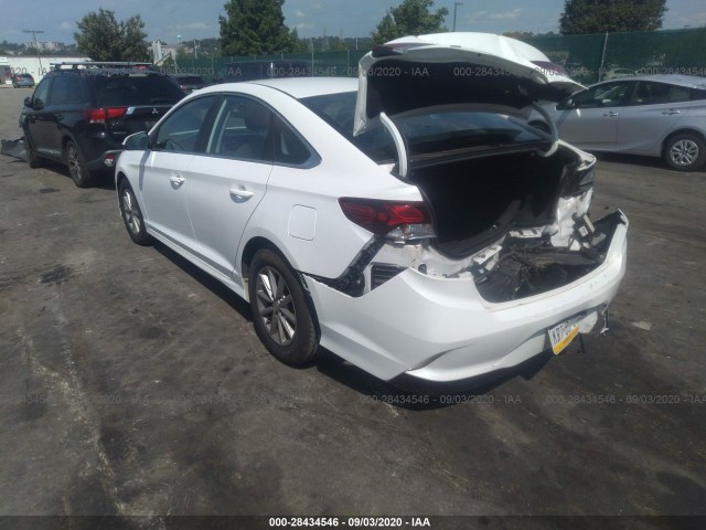 Photo 2 VIN: 5NPE24AF5JH708369 - HYUNDAI SONATA 