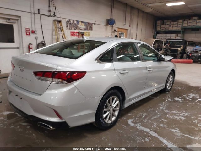 Photo 3 VIN: 5NPE24AF5KH731894 - HYUNDAI SONATA 