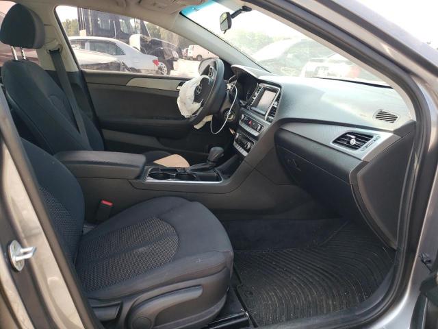 Photo 4 VIN: 5NPE24AF5KH732883 - HYUNDAI SONATA SE 