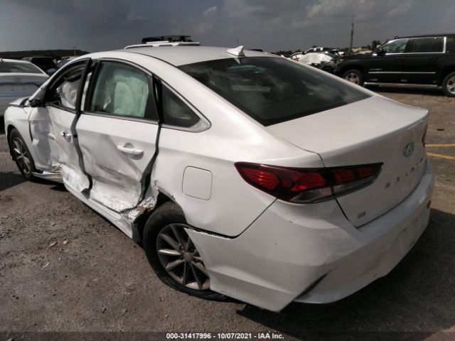 Photo 2 VIN: 5NPE24AF5KH733242 - HYUNDAI SONATA 