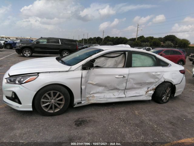 Photo 5 VIN: 5NPE24AF5KH733242 - HYUNDAI SONATA 