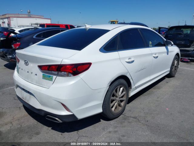 Photo 3 VIN: 5NPE24AF5KH735377 - HYUNDAI SONATA 