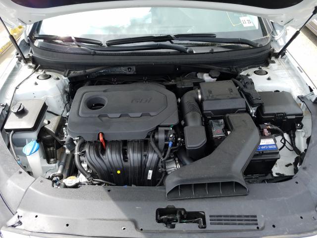 Photo 6 VIN: 5NPE24AF5KH735735 - HYUNDAI SONATA SE 