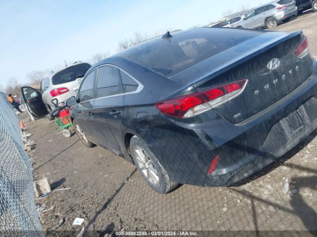 Photo 2 VIN: 5NPE24AF5KH736139 - HYUNDAI SONATA 