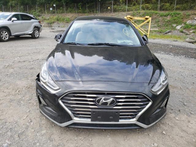 Photo 4 VIN: 5NPE24AF5KH747805 - HYUNDAI SONATA 