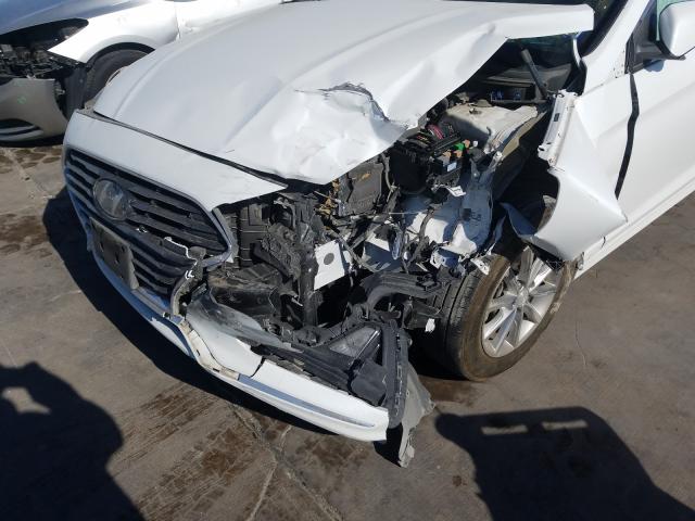 Photo 8 VIN: 5NPE24AF5KH749649 - HYUNDAI SONATA SE 