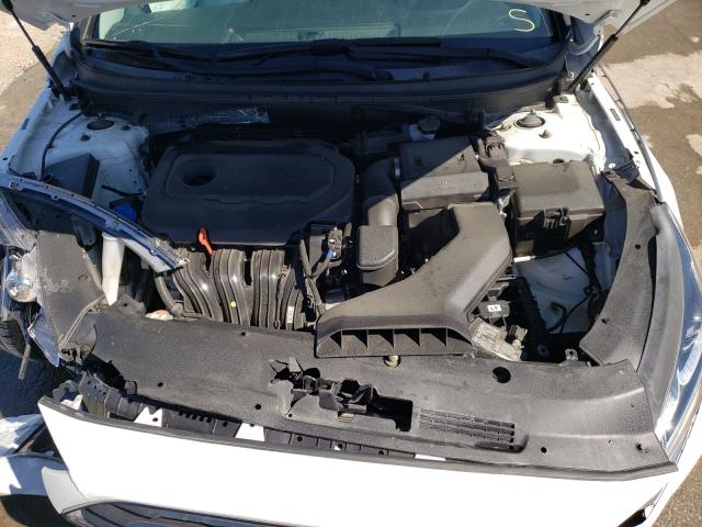 Photo 6 VIN: 5NPE24AF5KH777936 - HYUNDAI SONATA SE 