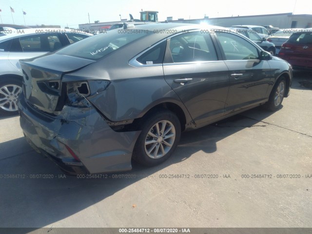 Photo 3 VIN: 5NPE24AF5KH784899 - HYUNDAI SONATA 