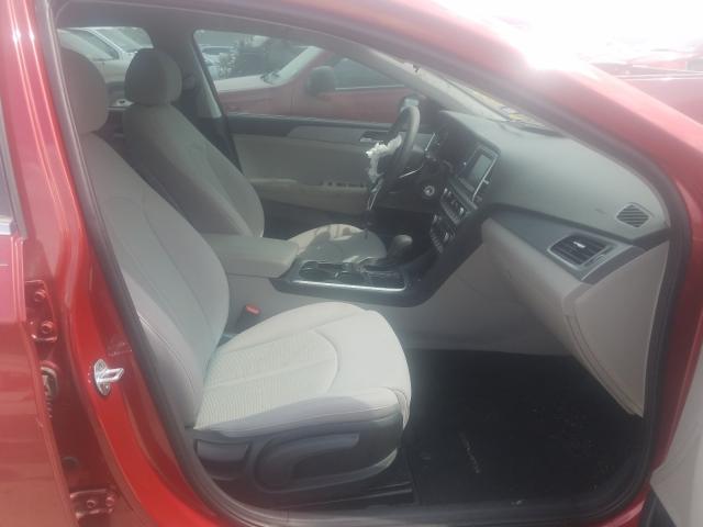 Photo 4 VIN: 5NPE24AF5KH791075 - HYUNDAI SONATA SE 