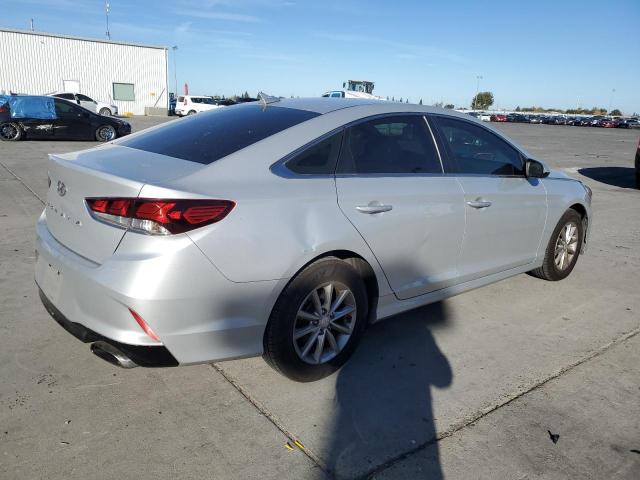 Photo 2 VIN: 5NPE24AF5KH800356 - HYUNDAI SONATA SE 