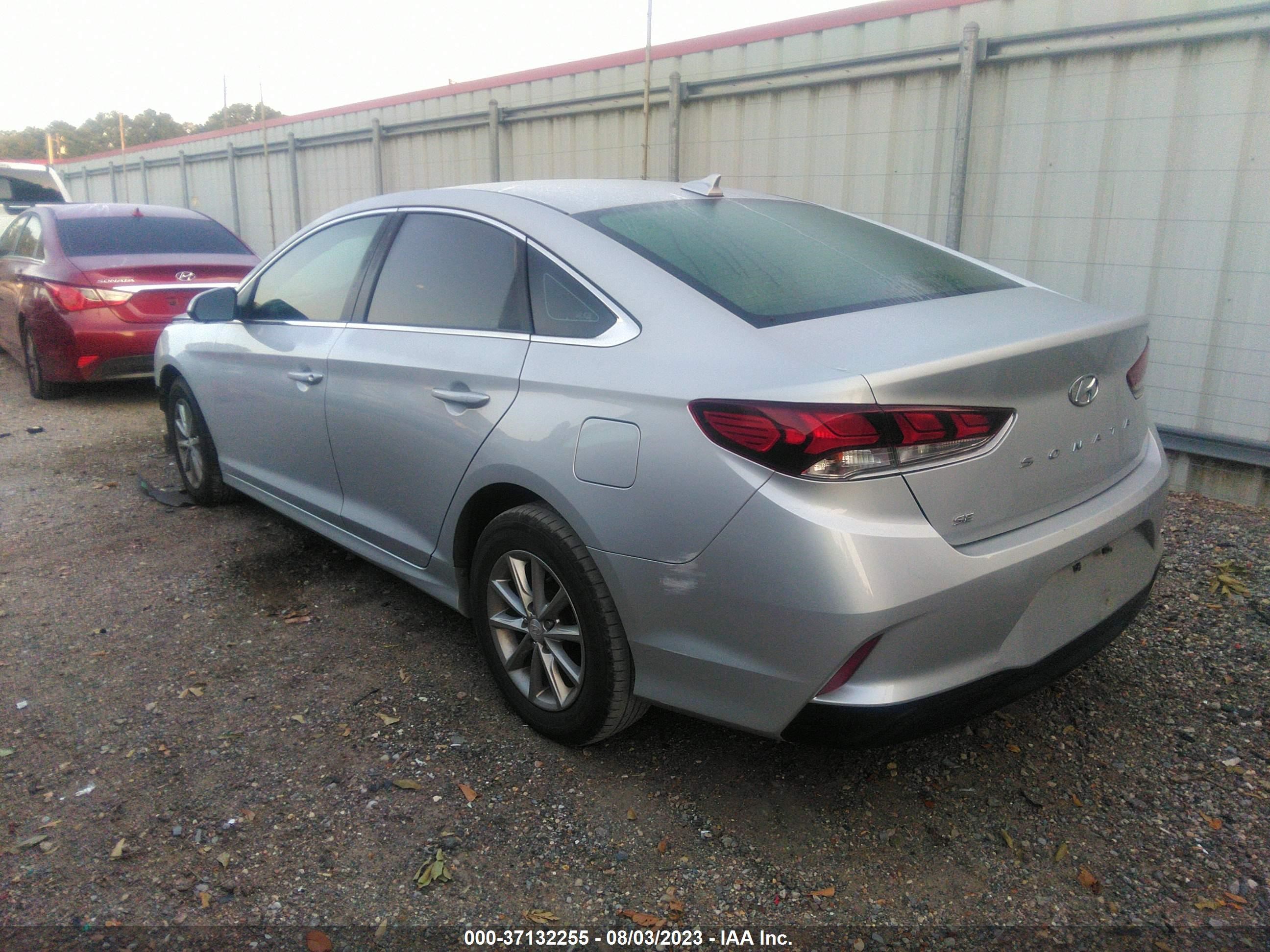 Photo 2 VIN: 5NPE24AF5KH800566 - HYUNDAI SONATA 