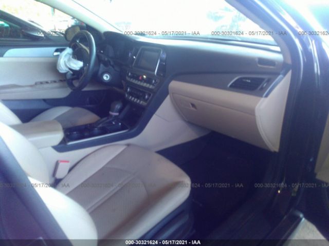 Photo 4 VIN: 5NPE24AF5KH813883 - HYUNDAI SONATA 