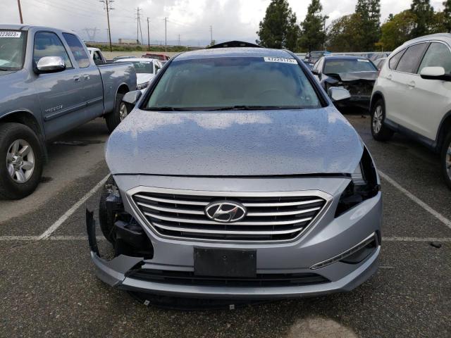 Photo 4 VIN: 5NPE24AF6FH002275 - HYUNDAI SONATA SE 