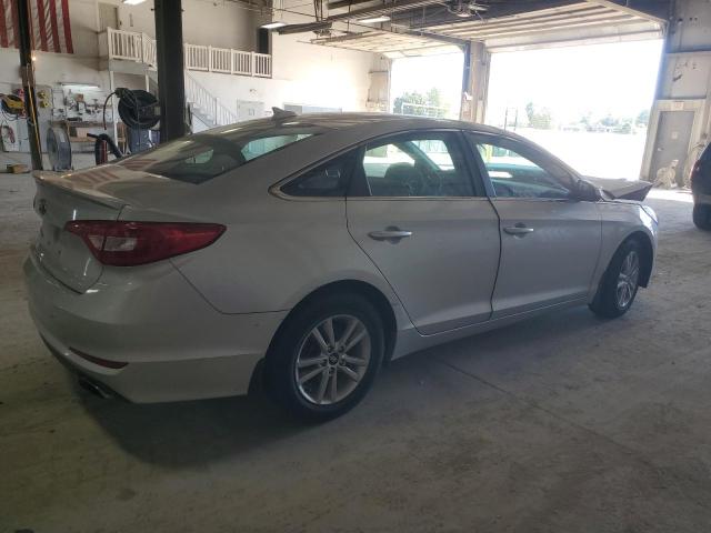 Photo 2 VIN: 5NPE24AF6FH011297 - HYUNDAI SONATA SE 