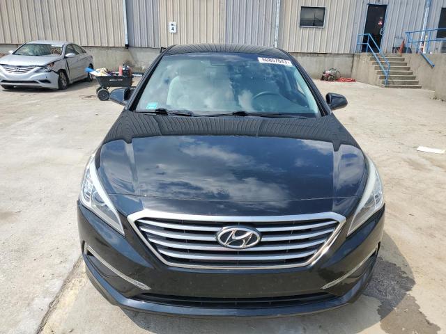 Photo 4 VIN: 5NPE24AF6FH012577 - HYUNDAI SONATA SE 