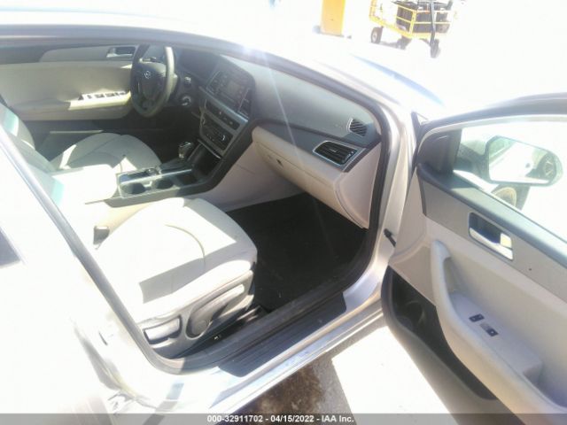 Photo 4 VIN: 5NPE24AF6FH014166 - HYUNDAI SONATA 