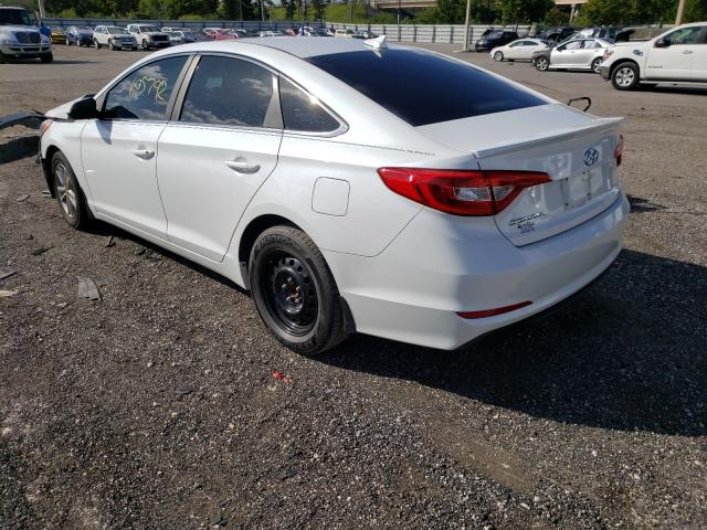 Photo 2 VIN: 5NPE24AF6FH017567 - HYUNDAI SONATA SE 