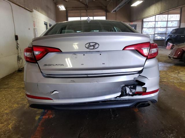 Photo 5 VIN: 5NPE24AF6FH025412 - HYUNDAI SONATA SE 