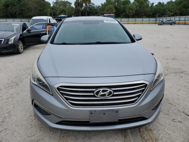 Photo 4 VIN: 5NPE24AF6FH036880 - HYUNDAI SONATA SE 